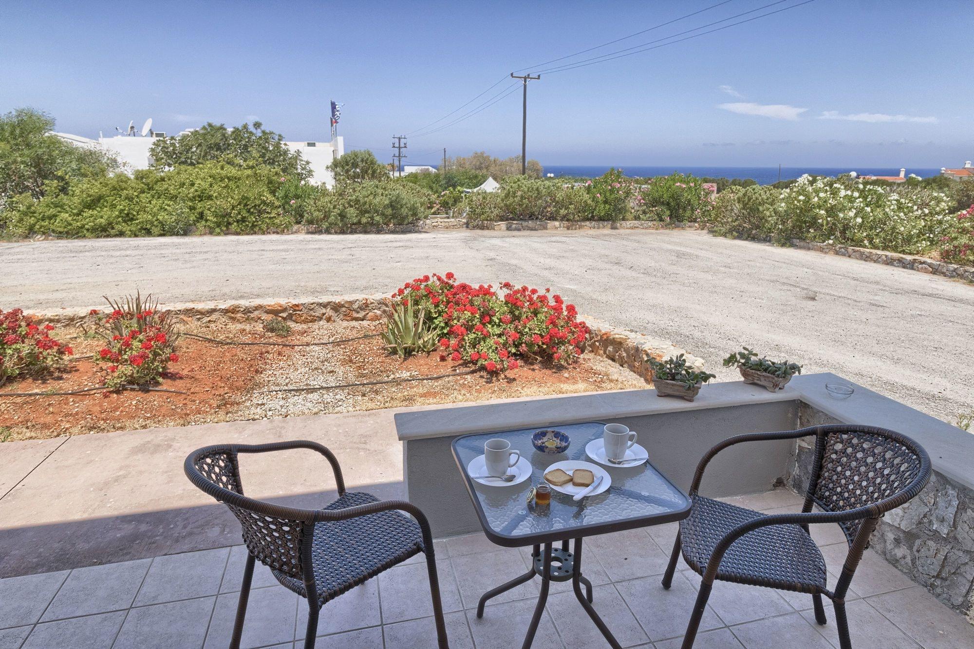 Anthemis Aparthotel Stavros  Exterior photo